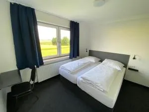 Zzzimple - Self Check-In & Gratis Parkplatz - Polch