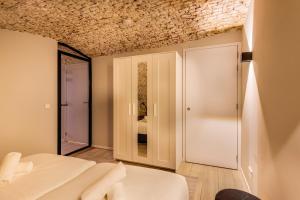 Beautiful canal apartment in Utrecht for 4 persons