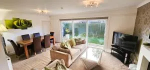 Dochart 3 Bedroom Apartment - Edinburgh - EDI