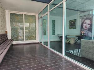 ทาวเฮ้าส์ทั้งหลังใกล้สนามบินดอนเมือง 15 นาที