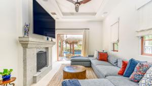 Elegant Palmilla Villa Ocean View Golf Luxury