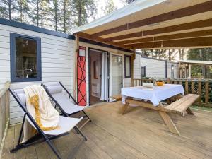 Campings Camping Le Sequoia : photos des chambres