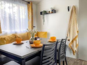 Campings Camping Le Sequoia : photos des chambres