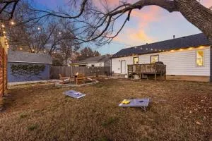 Tulsa Expo Firepit Midtown House - Owasso