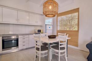 Villa Thalia Periyali