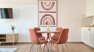 Appartements AZUR Neuf- Climatise - Centre ville : photos des chambres