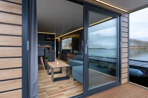 NEW Hello Zeeland - Houseboat de Arne