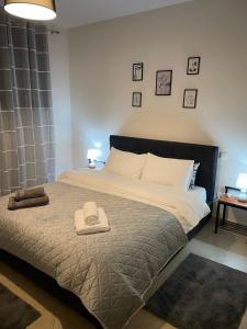 Evan's House - 3hvězdičkové hotely ve městě Tríkala