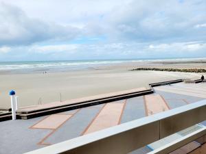 Appartements T2 Cabine avec Balcon et WIFI sur la Digue de Wimereux - FR-1-675-39 : photos des chambres