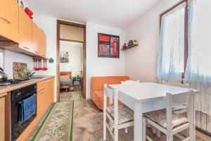 Desenzano bilocale con posto auto