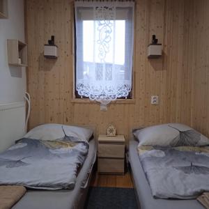 NOCLEGI KAMEX dom 12-osobowy