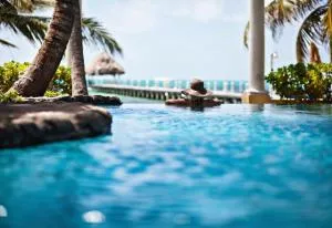 Pelican Reef Villas Resort - San Pedro