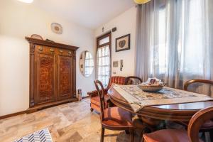 Desenzano bilocale con posto auto 2