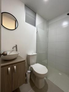 Apartamento con balcón grande