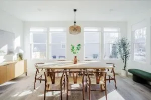 Modern 4Bed and 3Baths with 1st Floor King Bed by Oakley - Batavia