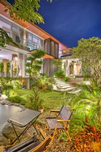 Luxury pool villa with Sauna - Free Pick up and Full AC