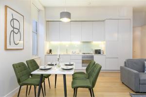 Urban Chic - Baker Street