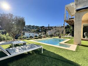 Villa rénovée avec piscine, clim, proche plages et commerces, 6 pers., Les Issambres - FR-1-768-67