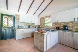 Casa Matiz - Vistas increíbles cerca de Anapoima