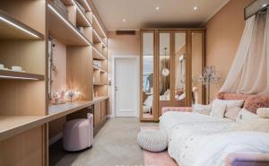 OLD TOWN LUXURY 3bd APARTMENT