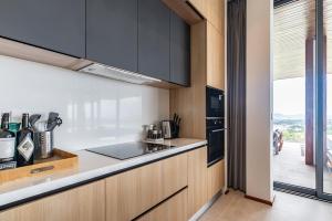 La Vista by Villacarte