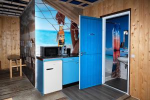 Amsterdam Teleport Hotel