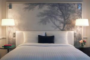 Hotels Renaissance Paris Nobel Tour Eiffel Hotel : photos des chambres