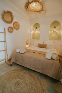 Riad Nanou - Private Riad with Pool & Rooftop