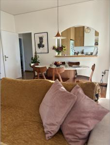 Heart-of-the-city modern flat