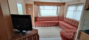 Maisons de vacances Beau mobilhome isole, style anglais de 40m2 : photos des chambres