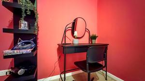 Holly street house with Separate Entrance,Glasgow edge