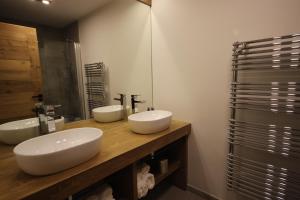 Chalets CHALET L'AULP : photos des chambres