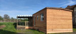 Beau mobilhome isolé, style anglais de 40m2