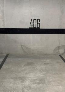 New Douro 406 with parking