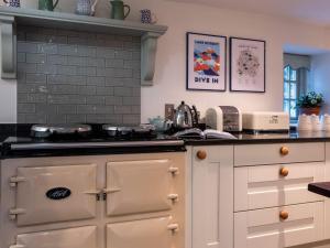 Stone Arthur Cottage