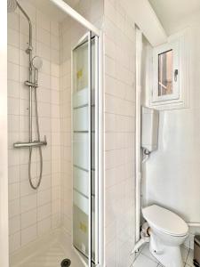 Spacious flat near Montparnasse Bausset 4th