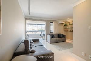 Apartamento c Churrasqueira na Pituba EAS0102