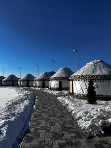Ethnochill Karakol yurt camping - Dzhetyoguz