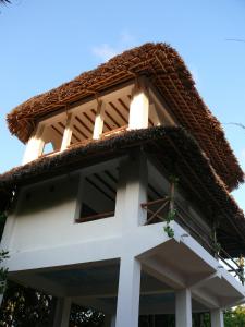 Magical 4-bed staffed Watamu house with epic views