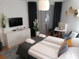 PINEA Apartament z widokiem na morze z basenem i SPA przy plaży