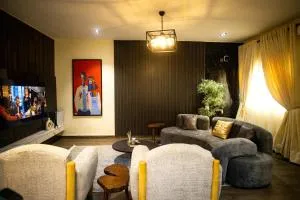 Ayomide Haven - Olowoira