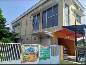 Chika Homestay