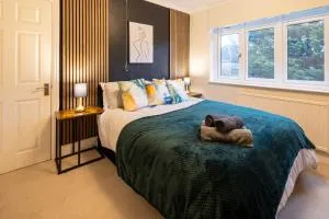 Cozy Contractor 5 bedroom 2bath home WIFI Parking SMART TV - Siston