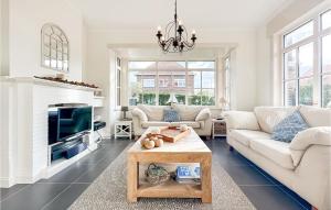 Nice Home In Knokke-Heist With Wifi