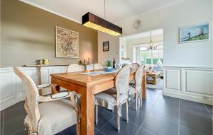 Nice Home In Knokke-Heist With Wifi