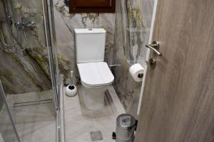 Moet Apartment free private parking