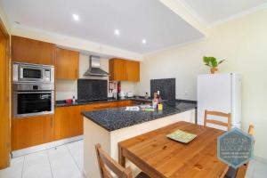 Vista das Ondas 02B Dream Lodging