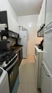 Localizacao Perfeita em Copacabana com Conforto a 100 metros da Praia