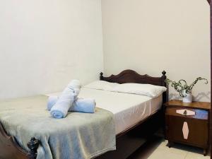 Luz natural con balcón privado a pasos de Cc Viva