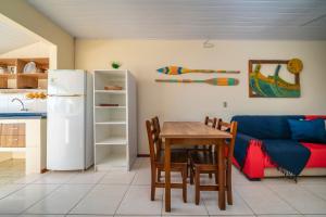 #17-T - (Refúgio e Mar) Hospedagem em Canto Grande, Bombinhas